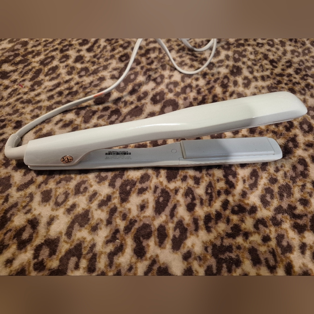 T3 White Singlepass Styleplus Hair Straightener Unused-Like New - Picture 10 of 14